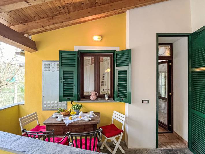 Ferienhaus für 4 Personen, mit Terrasse und Garten in Prelà