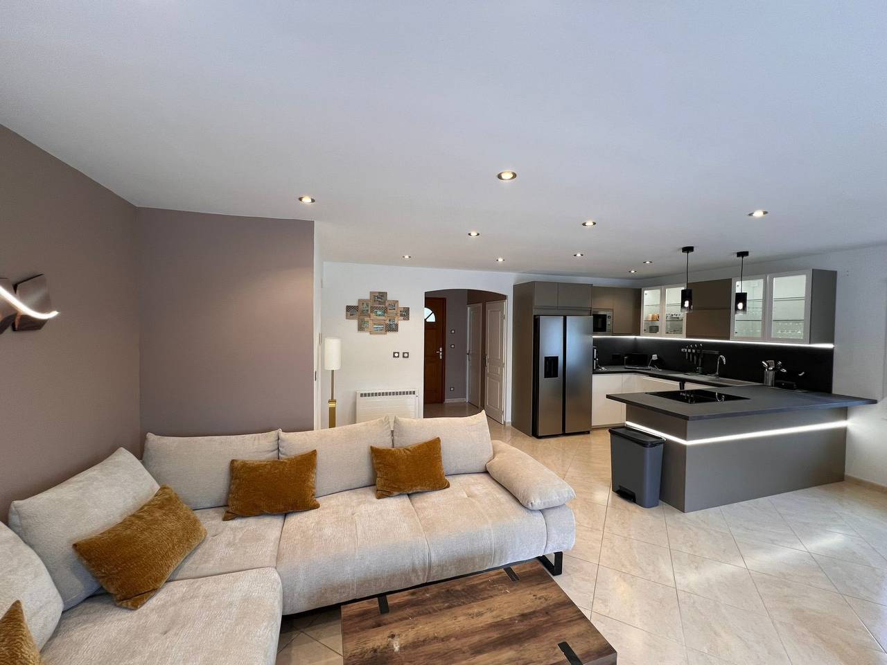 Villa 3 Schlafzimmer beheizter Pool privater Jacuzzi in Taradeau, Draguignan Region