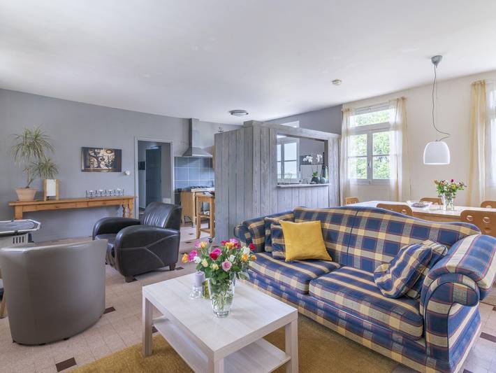 Ferienhaus für 6 Personen, mit Terrasse und Garten sowie Pool, mit Haustier in Burgund - 2