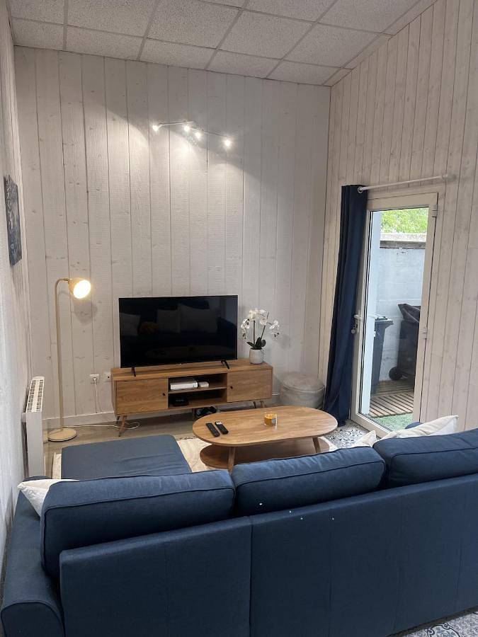 Appartement entier, Two-Bedroom Apartment in Saint-Fulgent, Vallée de la Loire