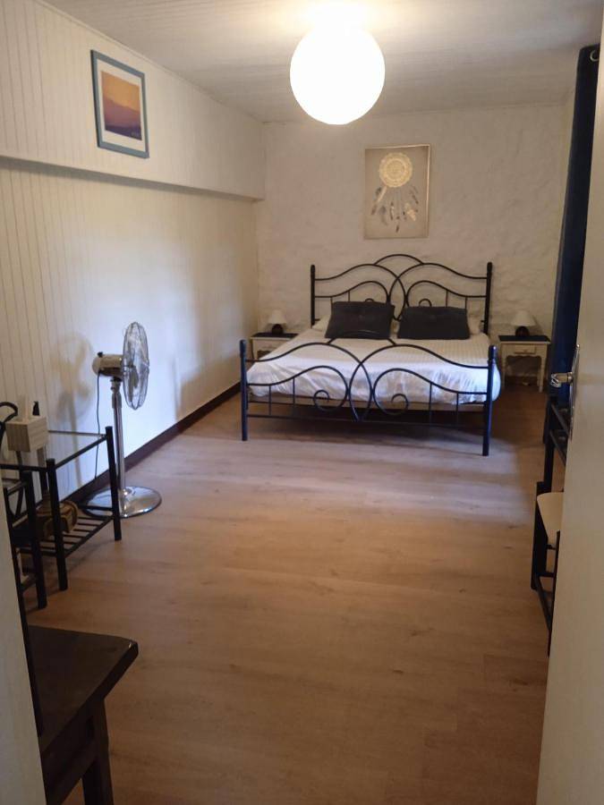 Chambre d’hôte pour 4 personnes, avec jardin ainsi que vue et terrasse, animaux acceptés