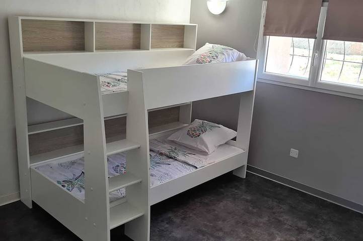 Gîte pour 10 personnes, avec jardin à Saint-Martin-de-Valgalgues - 4