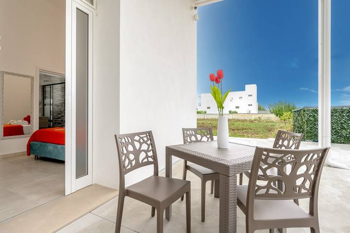 “Aria - Triple” Room with Shared Garden, Wi-Fi, and Air Conditioning in Boncore, Gulf of Taranto