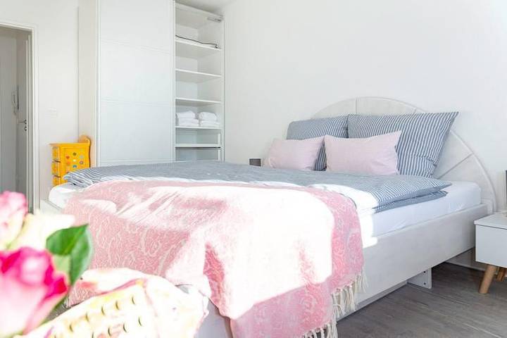 Ganze Wohnung, Seepferdchen: 2-Zimmerwohnung mit Balkon, Meerblick & Garagenstellplatz in Westerland, Sylt (Gemeinde)