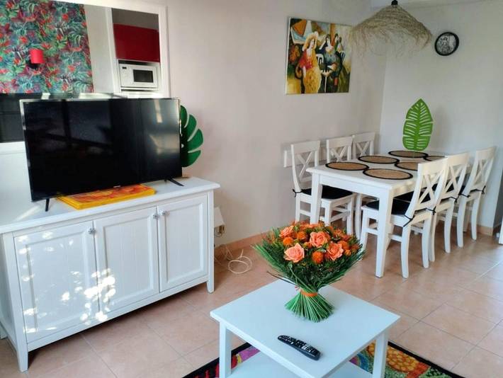 Location de vacances pour 6 personnes, avec piscine et vue ainsi que vue sur le lac et jardin, animaux acceptés à Monflanquin - 4