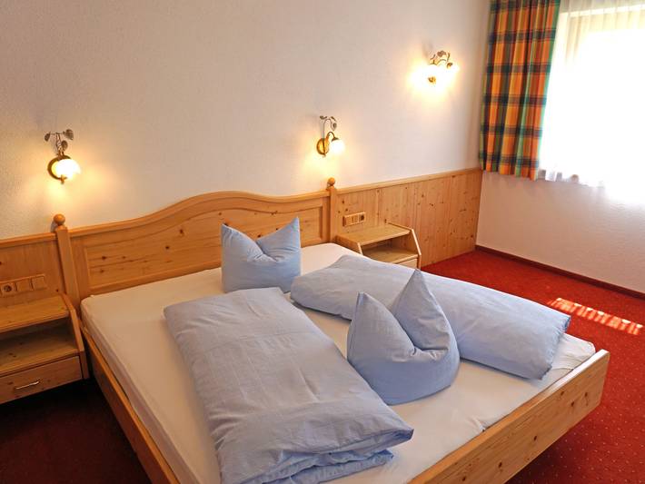 Ferienwohnung für 2 Personen, mit Garten und Sauna sowie Balkon am Arlberg - 4