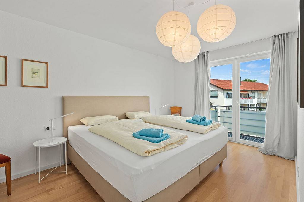 Residence Seeblick - Ferienwohnung, 120 qm, max. 6 Personen in Friedrichshafen, Region Bodensee-Oberschwaben