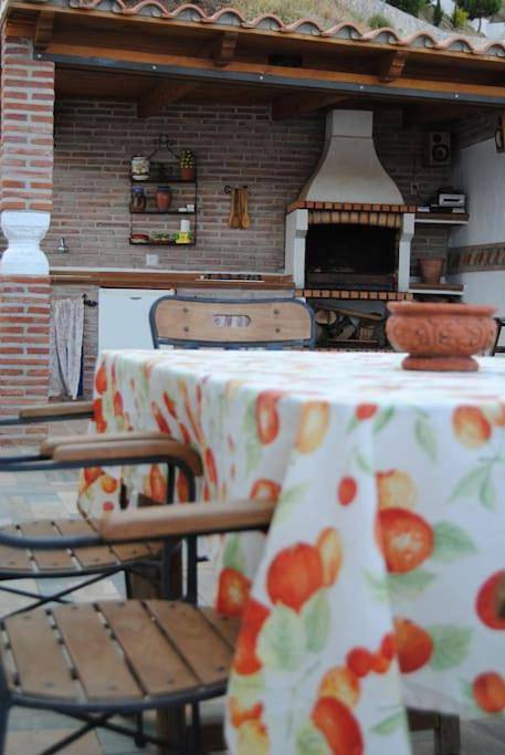 Casa rural para 9 personas, con Balcón y Terraza además de Piscina y Vistas en Ítrabo - 4