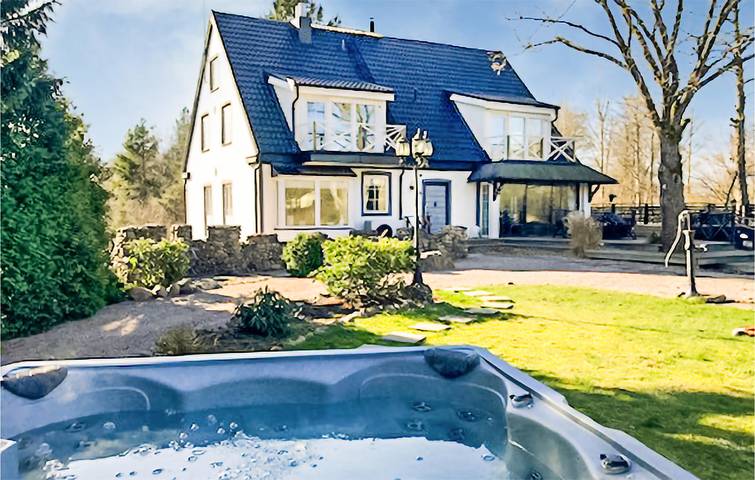 Hus för 16 Personer med trädgård in Klippan (Kommun)