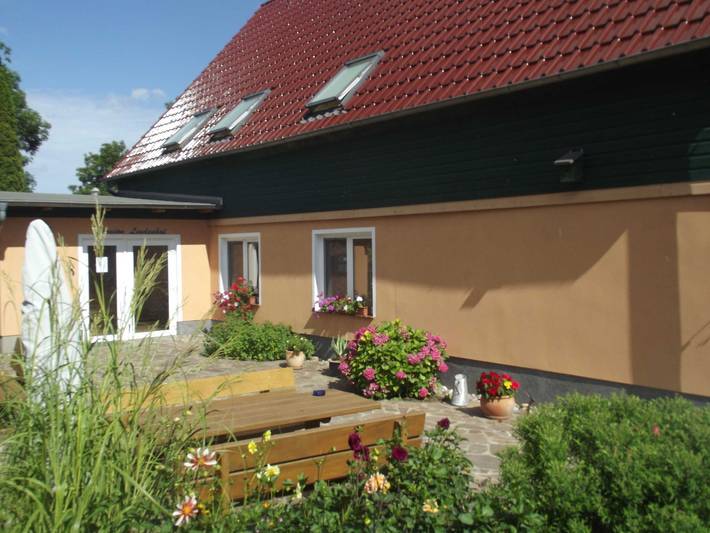 Ferienwohnung für 2 Personen, mit Terrasse und Garten sowie Sauna