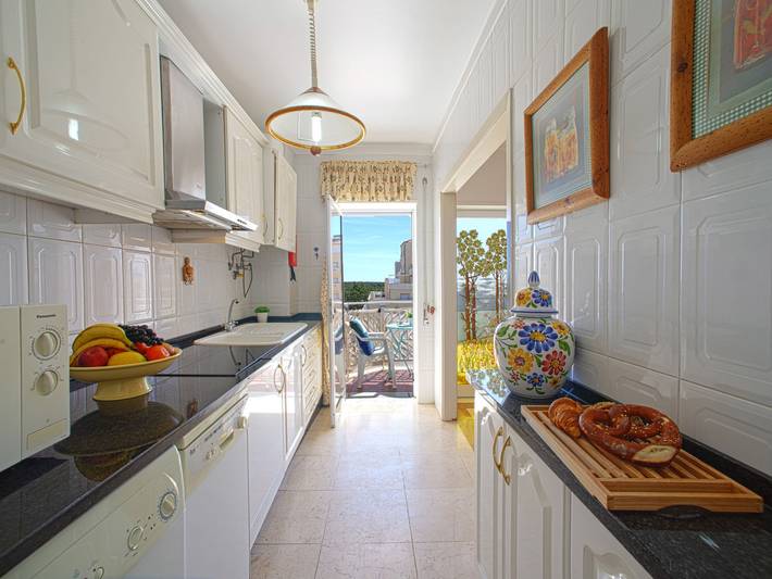 Gîte pour 4 personnes, avec balcon dans Monte Gordo - 3