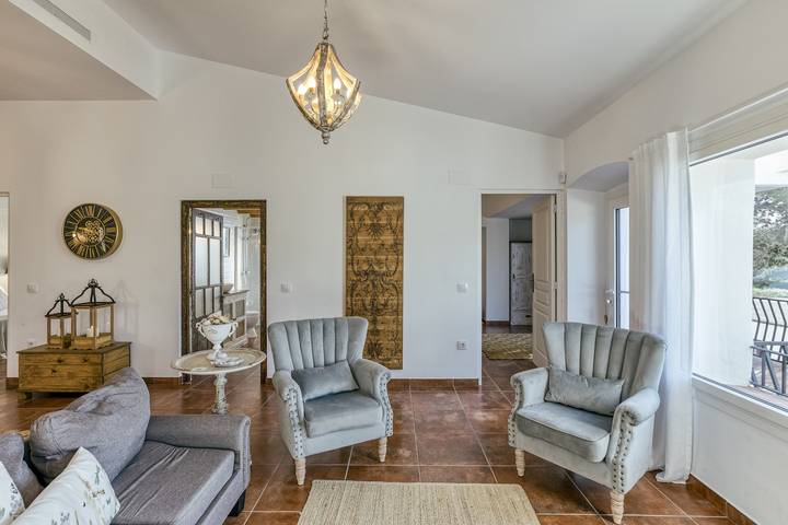 Casa de vacaciones 'Ca La Yaya' con vistas a la montaña, Wi-Fi y aire acondicionado in Llansá, Alt Empordà
