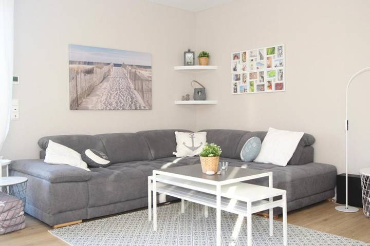 Ferienhaus für 8 Personen, mit Terrasse und Garten sowie Sauna in Kalkhorst - 2