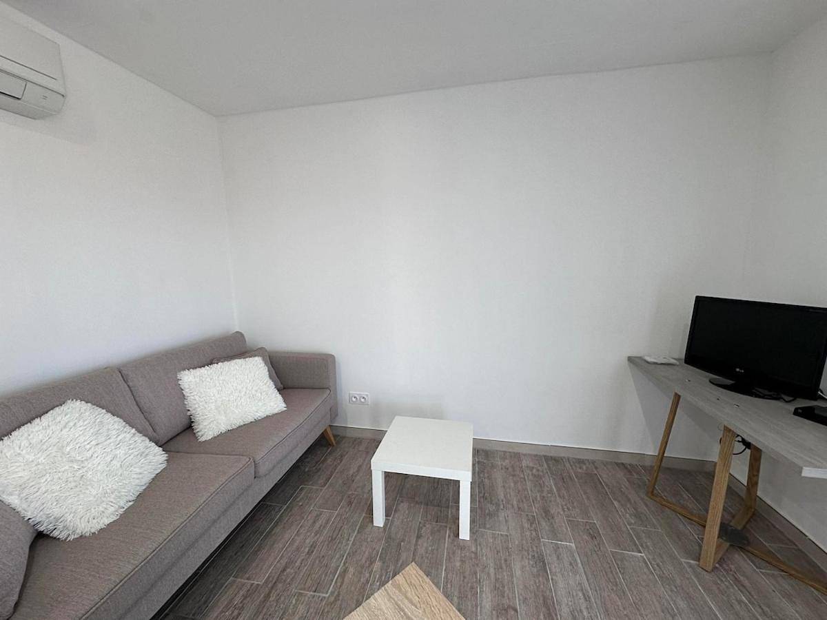 Appartement entier, U Terzu - Appart neuf spacieux in Aléria, Arrondissement de Corte