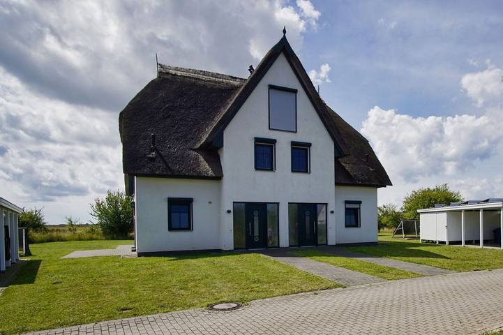 Ferienhaus für 6 Personen, mit Balkon und Terrasse sowie Garten und Ausblick in Vaschvitz