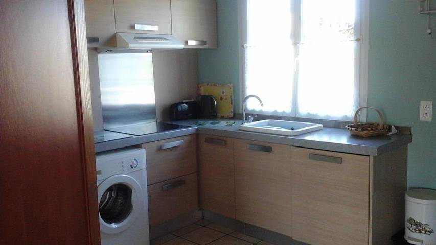 Gîte pour 4 personnes, avec terrasse ainsi que jardin et vue dans Ainhice-Mongelos - 3