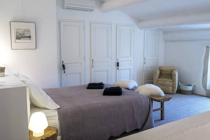 Wunderschönes Bauernhaus für 14 Personen mit privatem Pool in der Nähe von Alpilles in Châteaurenard, Arles und Umgebung