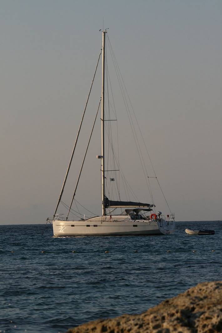 Bateau pour 4 personnes dans Port Vauban Juan Les Pins