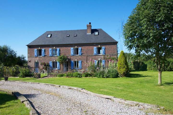 Chambre d’hôte pour 3 personnes, avec Terrasse ainsi que Jardin et Vue