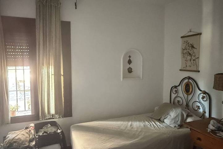 Beautiful country house for rent on a 10,000-meter property, with a pool and gardens. in Antequera, Málaga Provinz