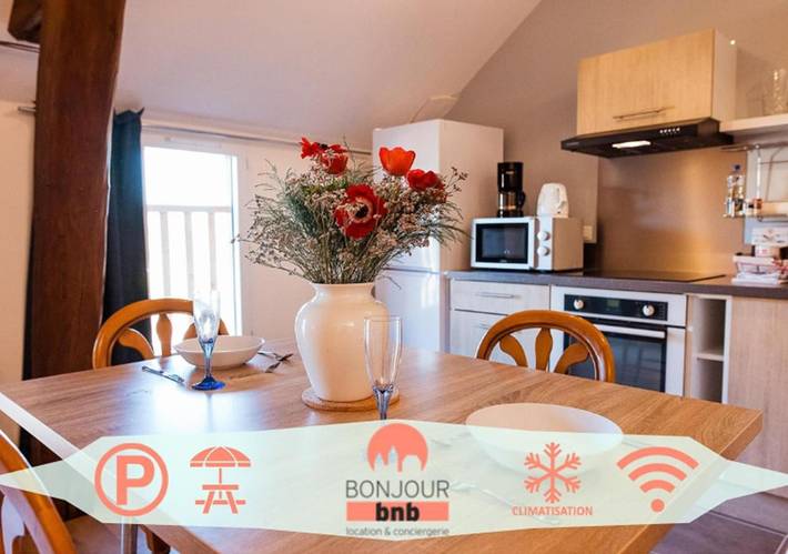 Gîte pour 2 personnes, avec Terrasse ainsi que Jardin et Vue à Buchères