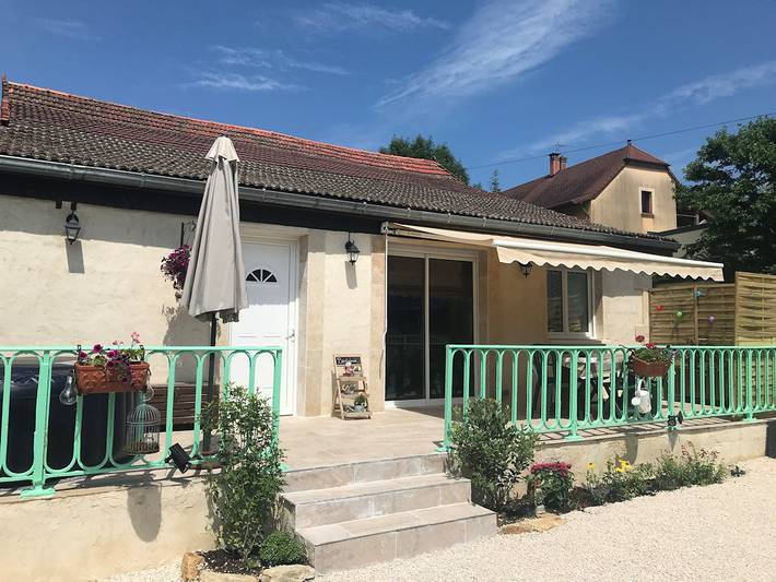 Gîte pour 4 personnes, avec terrasse, animaux acceptés