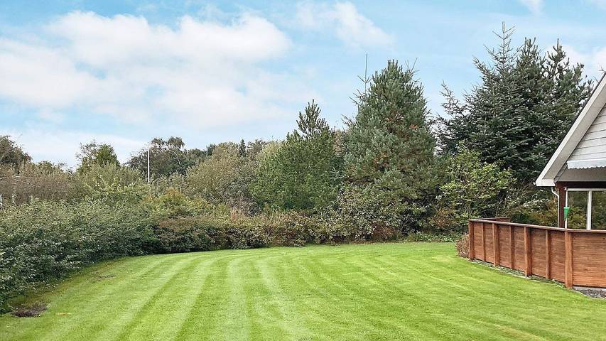 Ferienhaus für 11 Personen, mit Garten und Whirlpool in Hvalpsund - 4