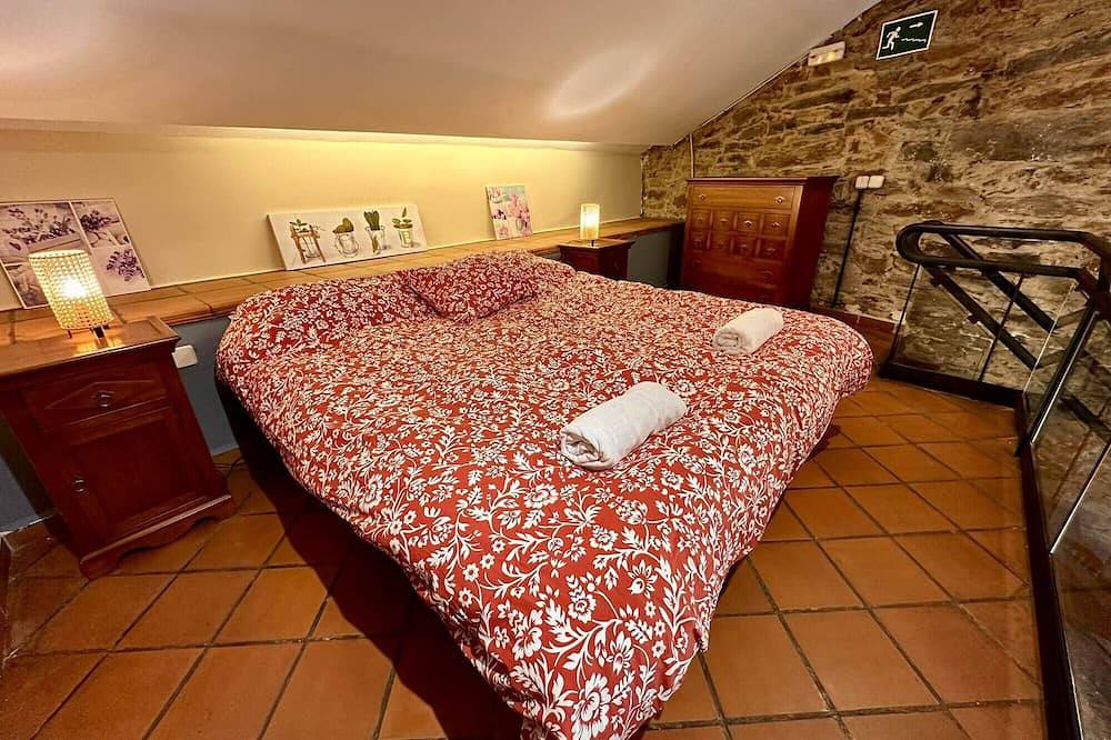 Entire apartment, Experiencia Inigualable con Vistas Impresionantes in Patones, Madrid Province