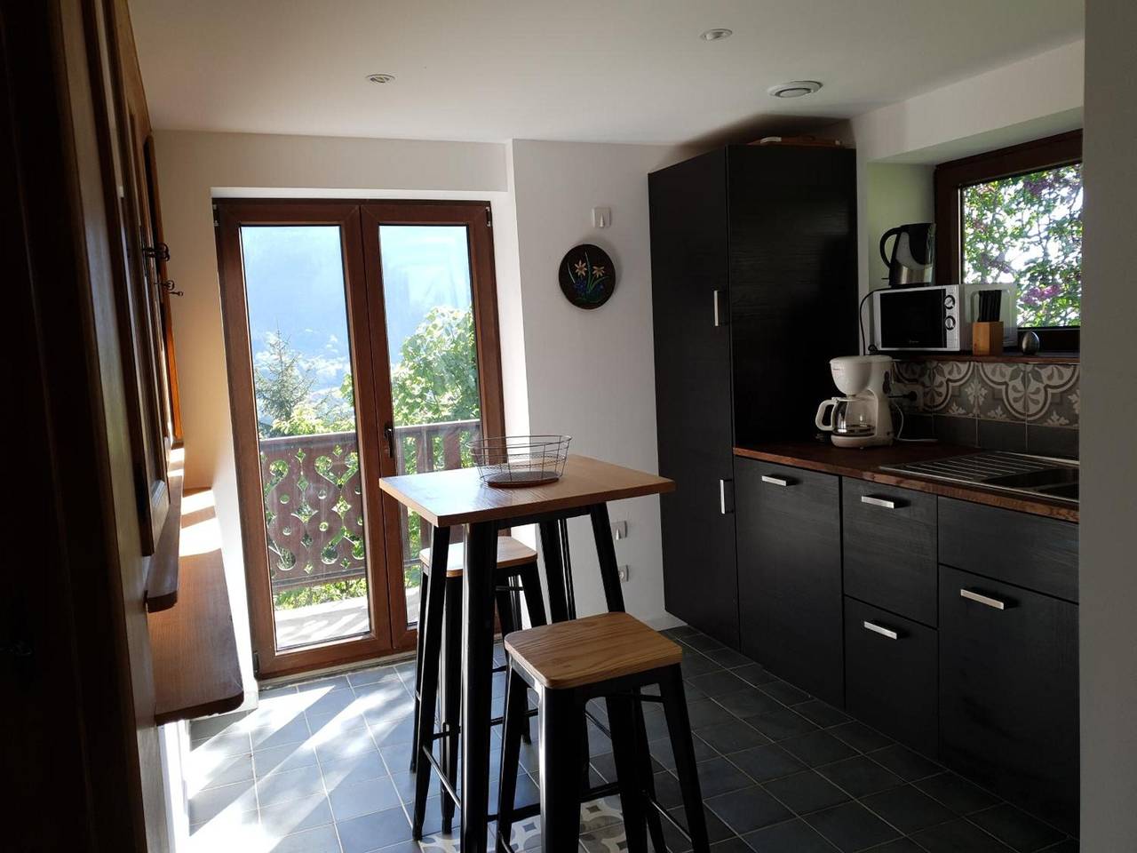 Apartamento entero, Apartamento 'Le Léman' con vistas a la montaña y Wi-Fi in Vacheresse, Thonon-les-Bains region