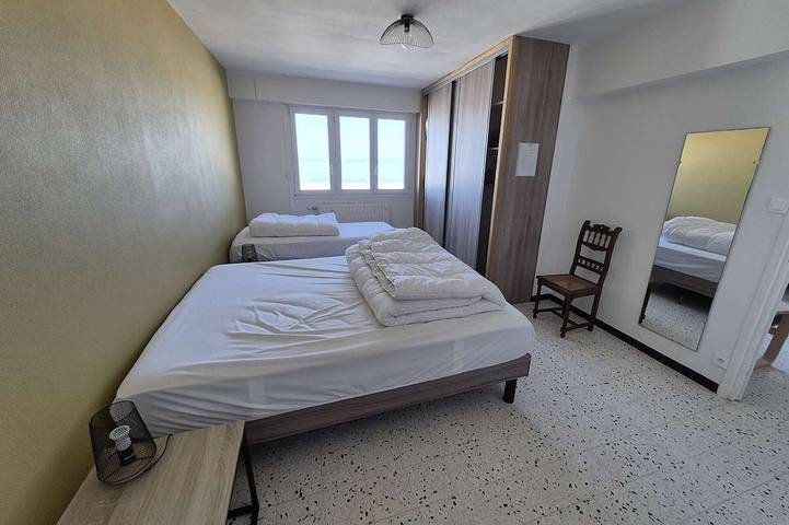 Appartement entier, Charmant T2 à Berck-sur-Mer avec balcon face à la mer in Berck Plage, Berck