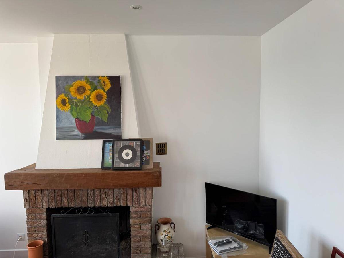 Three-Bedroom Home in Muids, Région de Les Andelys