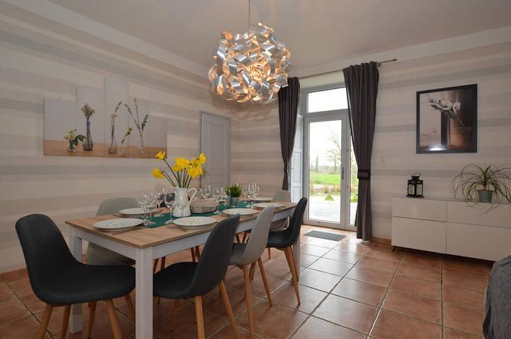 Gîte pour 9 personnes, avec terrasse, animaux acceptés en Ille-et-Vilaine - 4