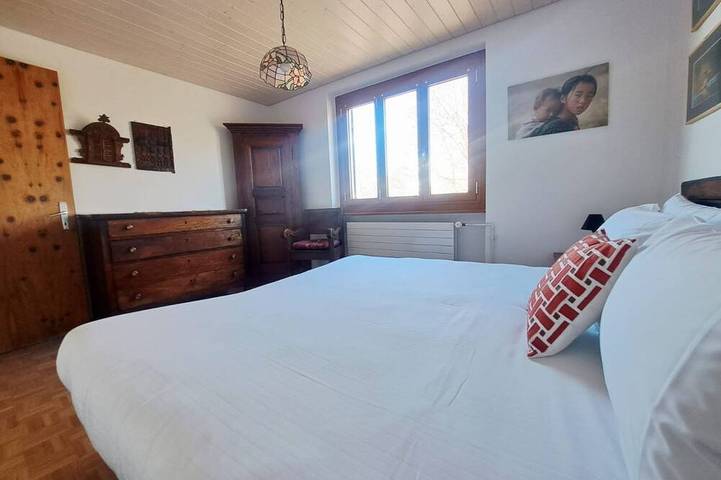Ganze Wohnung, Typische Unterkunft in der Leventina (Charlie Apartment) in Carì, Lepontinische Alpen