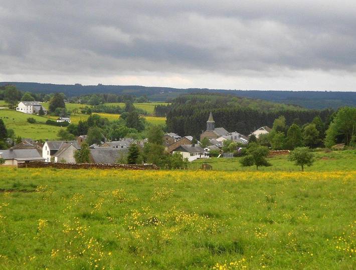 Gîte pour 6 personnes, avec vue et terrasse, animaux acceptés à Bouillon - 3