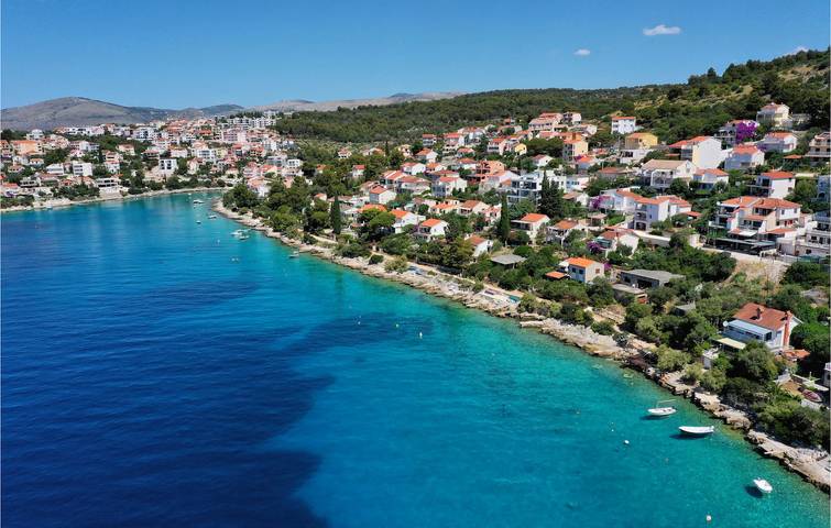 Ferienhaus für 7 Personen, mit Terrasse, mit Haustier auf Ciovo - 2
