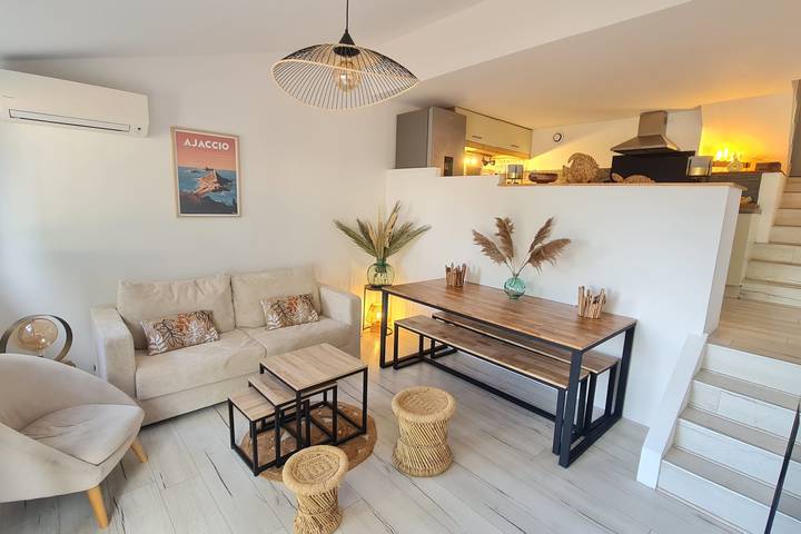 Maison de vacances pour 6 personnes, avec jardin ainsi que terrasse et piscine en Corse - 2