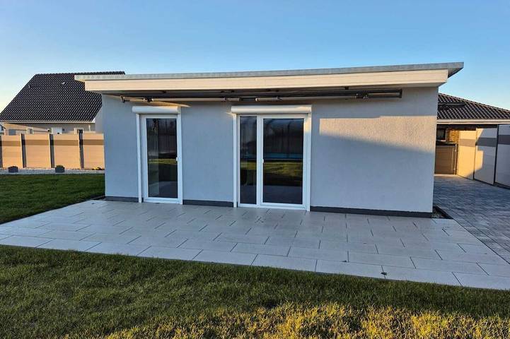 Ferienhaus für 2 Personen, mit Terrasse und Garten in Gräfenhainichen