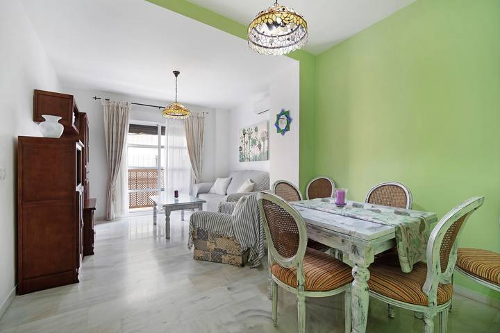 Entire apartment, Apartment 'Casa Milagros' close to the Sea with Balcony in Sanlúcar de Barrameda, Costa de la Luz