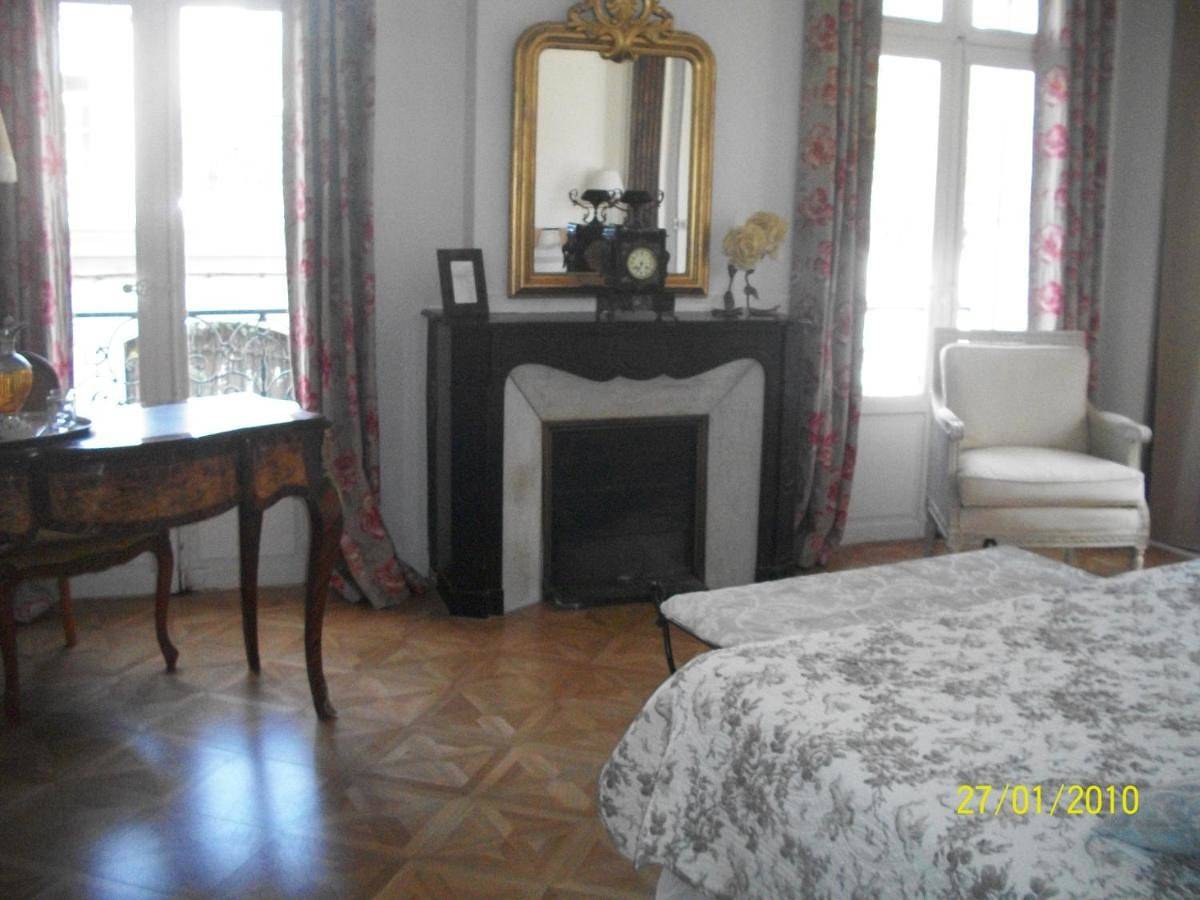 Double Room with Private Bathroom in Rivesaltes, Côte méditerranéenne (France)