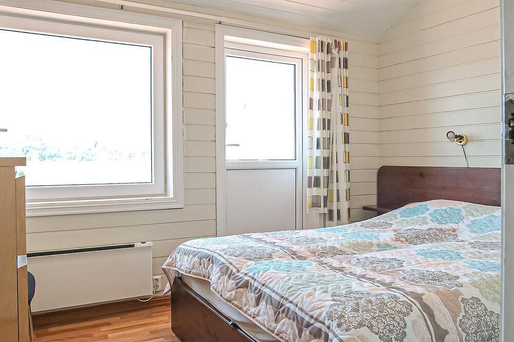 Cozy home in Bokn with sauna in Bokn