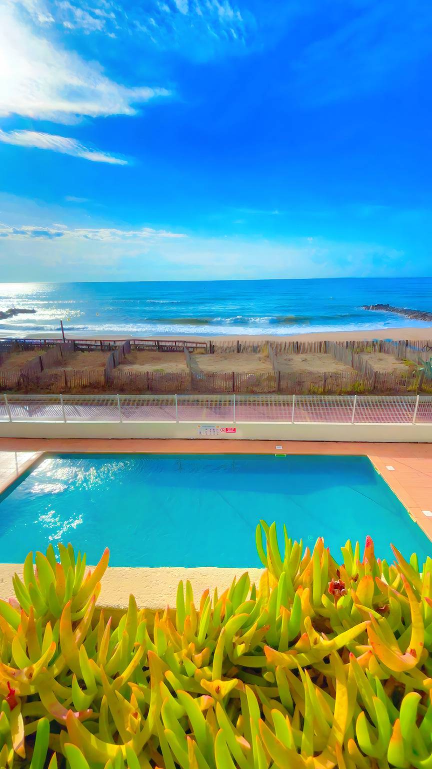 Ganze Wohnung, Apartment 'Appartement Première Ligne Vue Mer' mit Meerblick, Gemeinschaftspool und privater Terrasse in Frontignan, Côte d'Améthyste