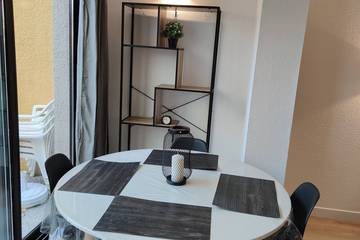 Village Vacances pour 4 Personnes dans Arles, Parc naturel régional de Camargue, Photo 4