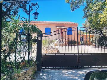 Chambre d’hôte pour 2 personnes, avec jardin et piscine à Lorgues