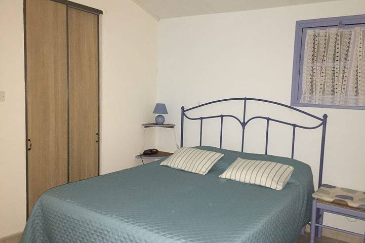 Gîte pour 2 personnes, avec jardin et terrasse à Lagorce - 2