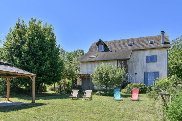 Gîte pour 6 personnes, avec Jardin dans Prémeyzel