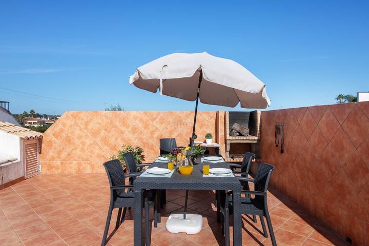 Location de vacances pour 11 personnes, avec jardin dans Roja Pe - 4