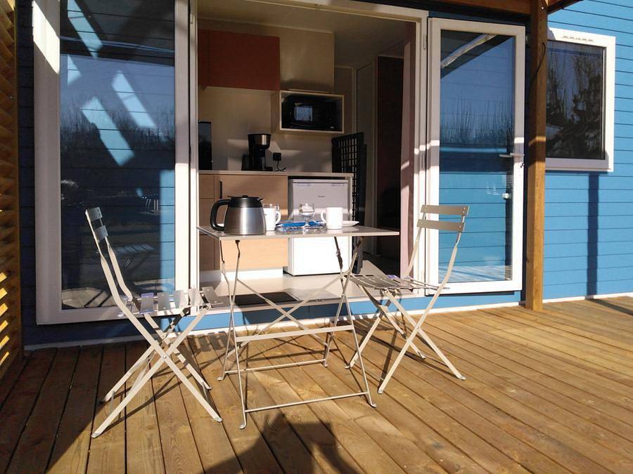 Camping Les Amarines - Camping Paradis - Stacaravan 3 personen - Paradise, met sanitaire voorzieningen in Cornillon, Nimes en omgeving