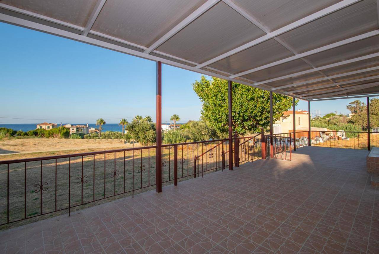 Shoreline Drive Beach House by "elite" in Δροσιά (Ζάκυνθος), Κυψέλη