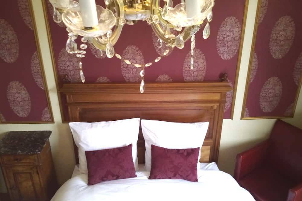 Ganze Wohnung, Manoir De Barbotin, Appartement de la Marquise. in Ploërmel, Vannes und Umgebung