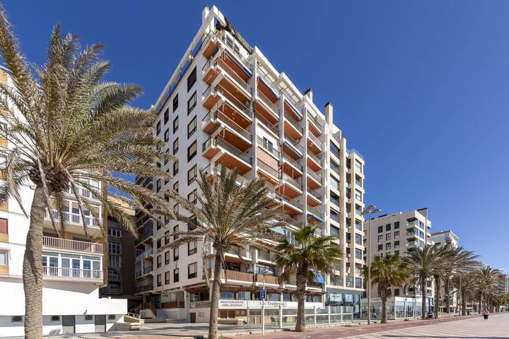 Ganze Wohnung, Almeriasuite Impressive Beach Views in Almería, Costa de Almería